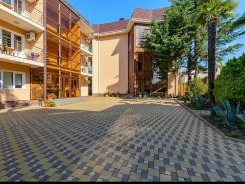 Атлантик (Лоо)