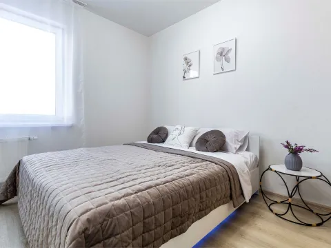 BeGuest на Евгения Савкова 17А