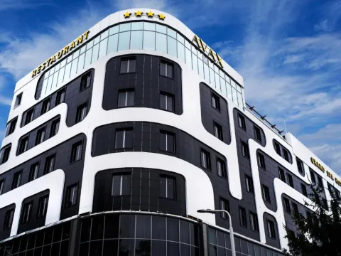 Grand Spa Hotel Avax