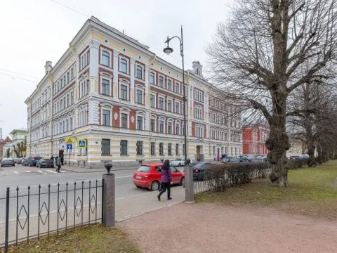 J&N Apartments Крепостная