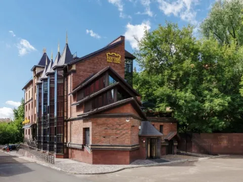 Клуб Отель Корона (Казань)