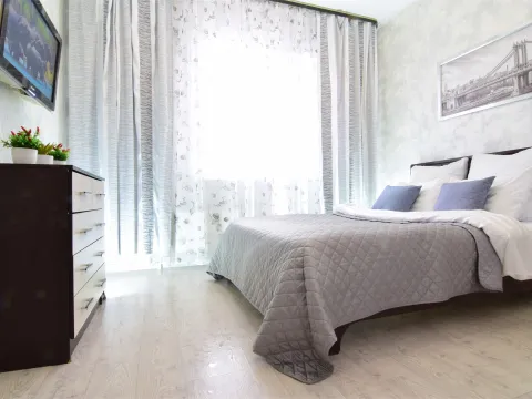 Lion apartments на Александра Усольцева 30