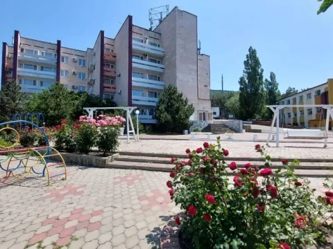 Приморский (Кабардинка)